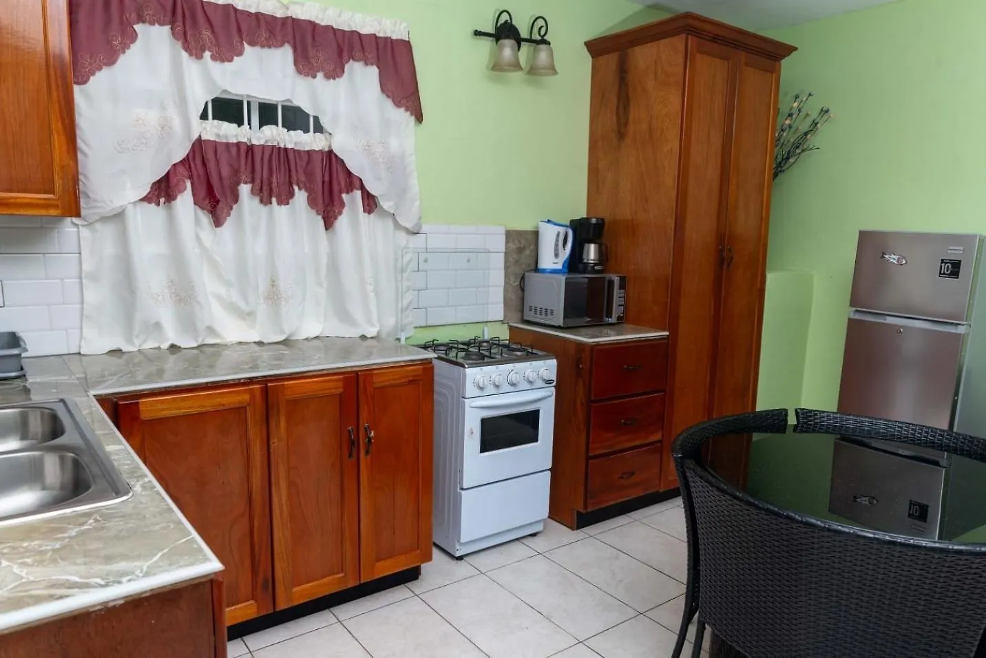 Bougainvillea Apartments 2 Castries